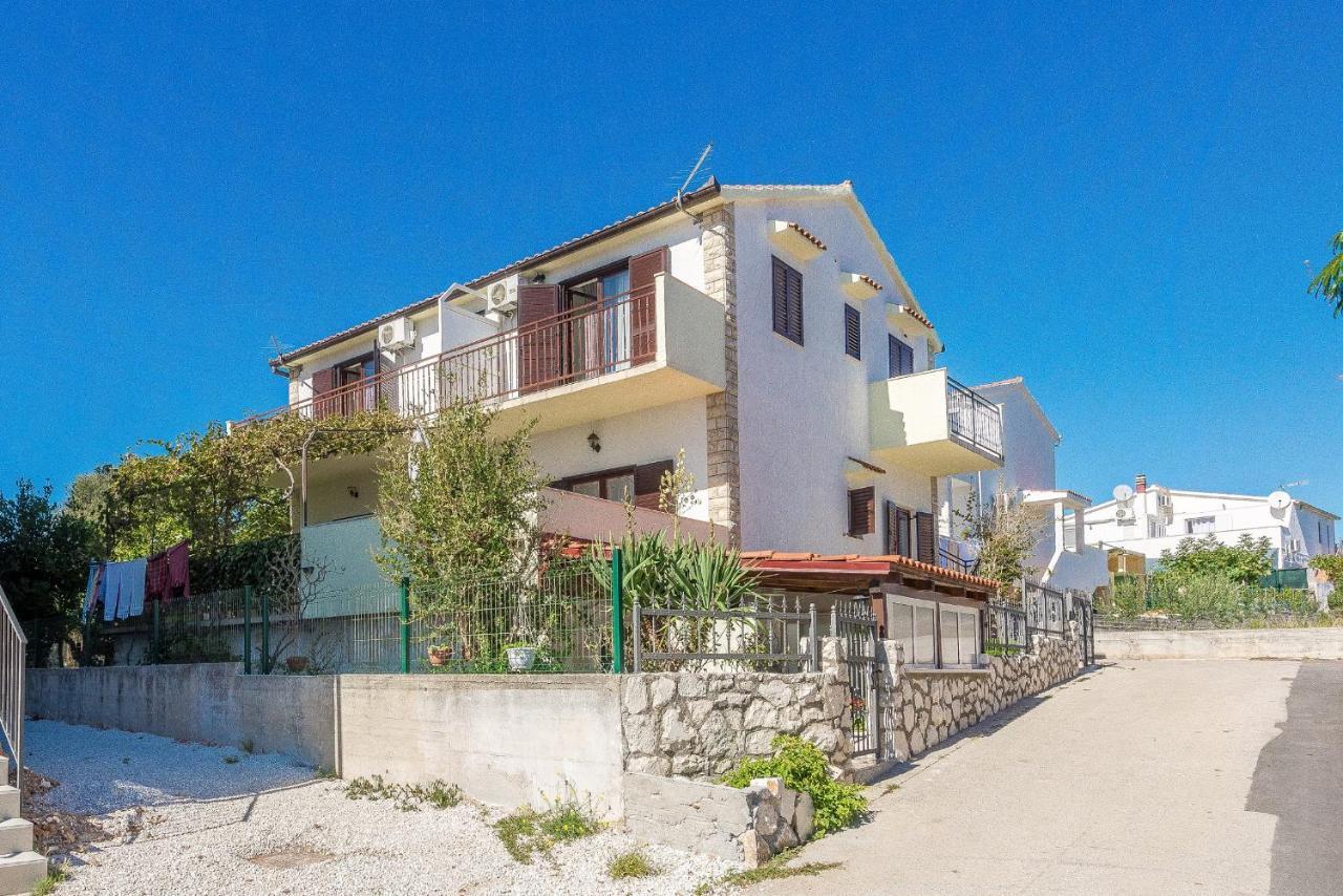 Apartments Pleadin 罗戈兹尼察 外观 照片