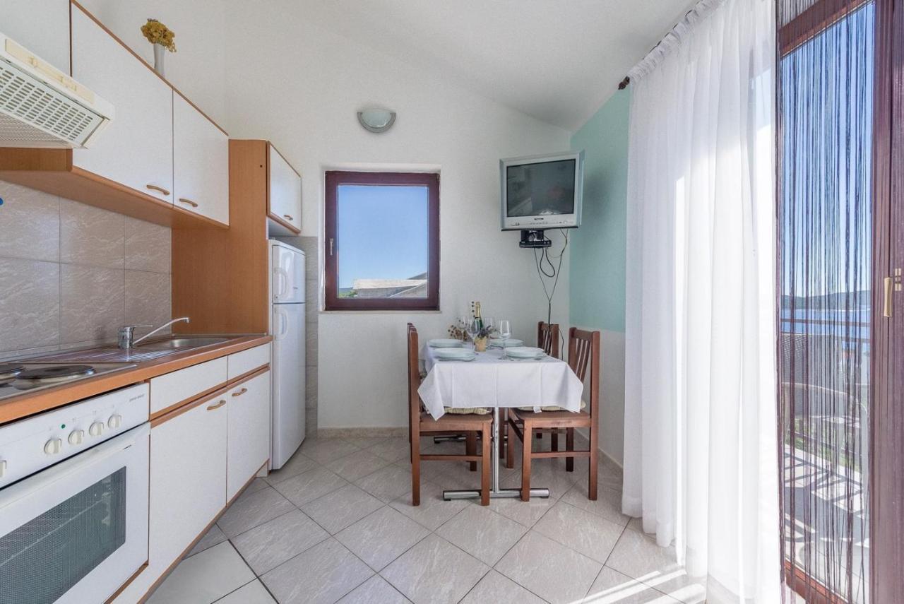 Apartments Pleadin 罗戈兹尼察 外观 照片