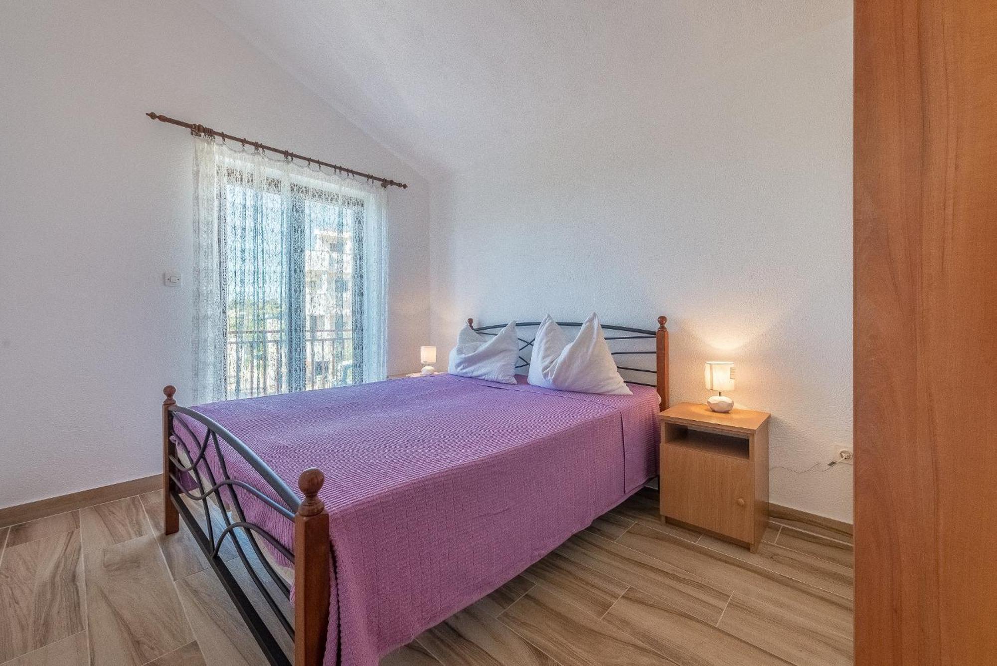 Apartments Pleadin 罗戈兹尼察 外观 照片