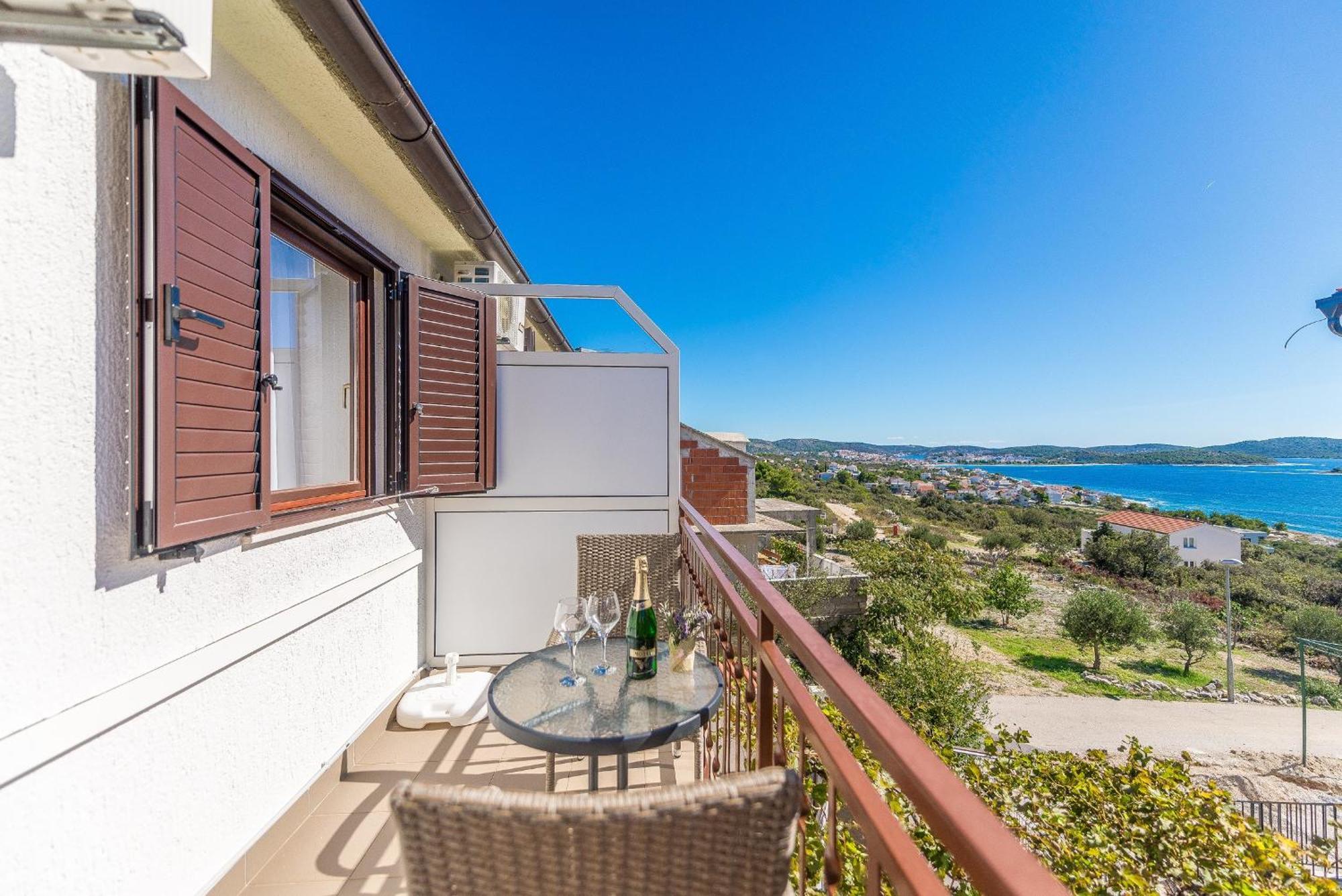 Apartments Pleadin 罗戈兹尼察 外观 照片
